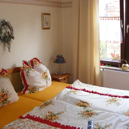 Pensjonat Zum Achten Himmel 3*