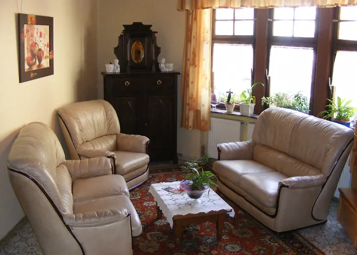 Pensionat Zum Achten Himmel Klotten